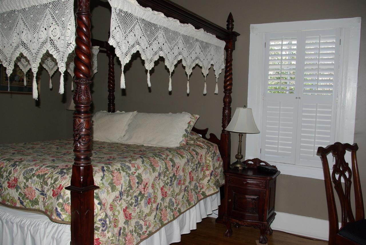 Twin Oaks Inn Natchez Exterior foto